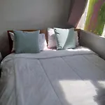 Shoreditch Studio Apartment With Private Shower And Toilet